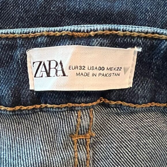 NWT! Zara vintage skinny jeans. Medium wash - Picture 7 of 15